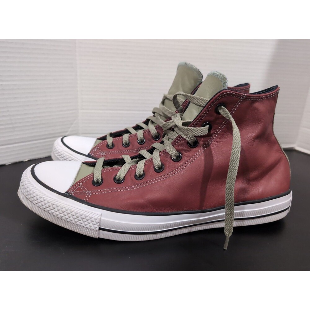 CONVERSE "GAARA/NARUTO" SHIPPUDEN CHUCK TAYLOR HI TOPS RITUAL RED/ OLIVE GREEN